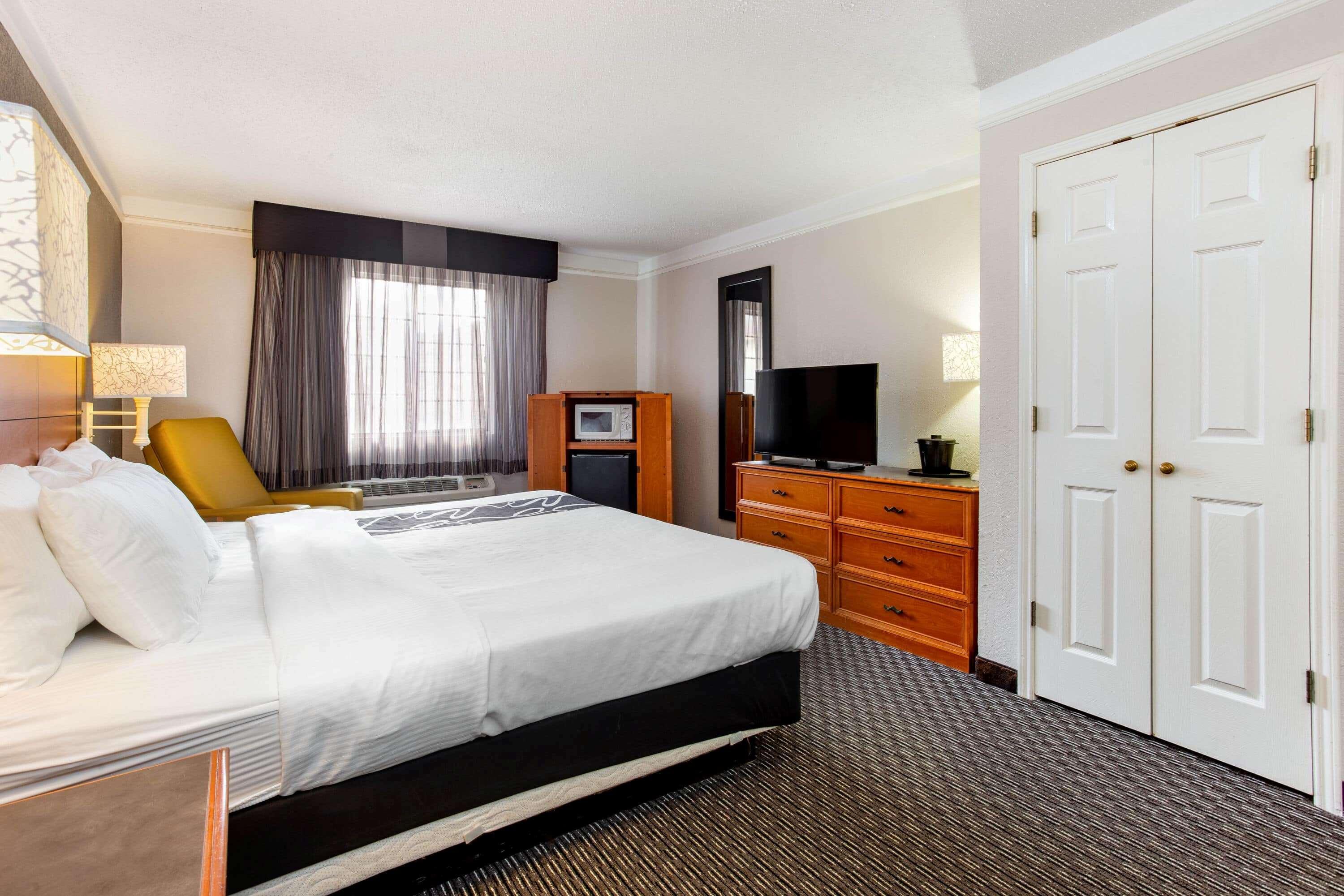 La Quinta Inn By Wyndham Champaign Exterior foto